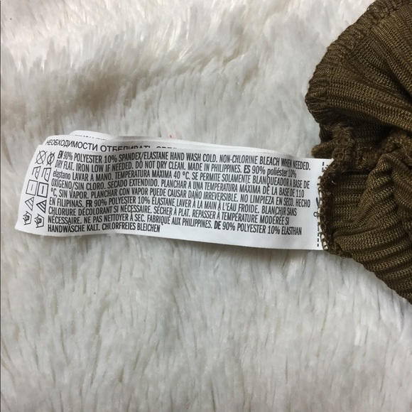 NWT forever 21 ribbed bodysuit - Picture 5 of 6